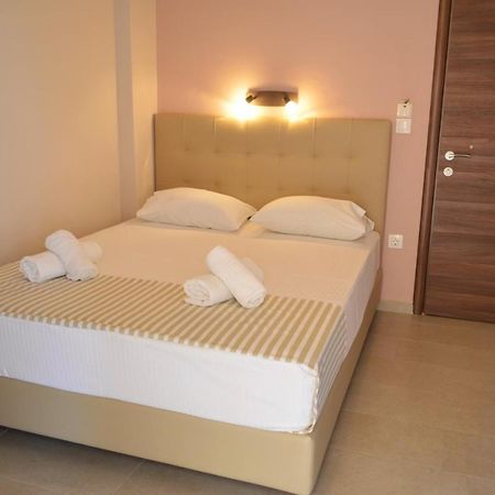 Giannas House Aparthotel Sarti Buitenkant foto